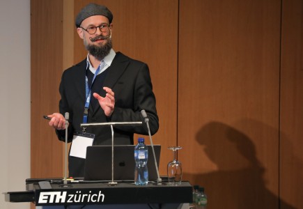 Dr Michael Ochsner, FORS